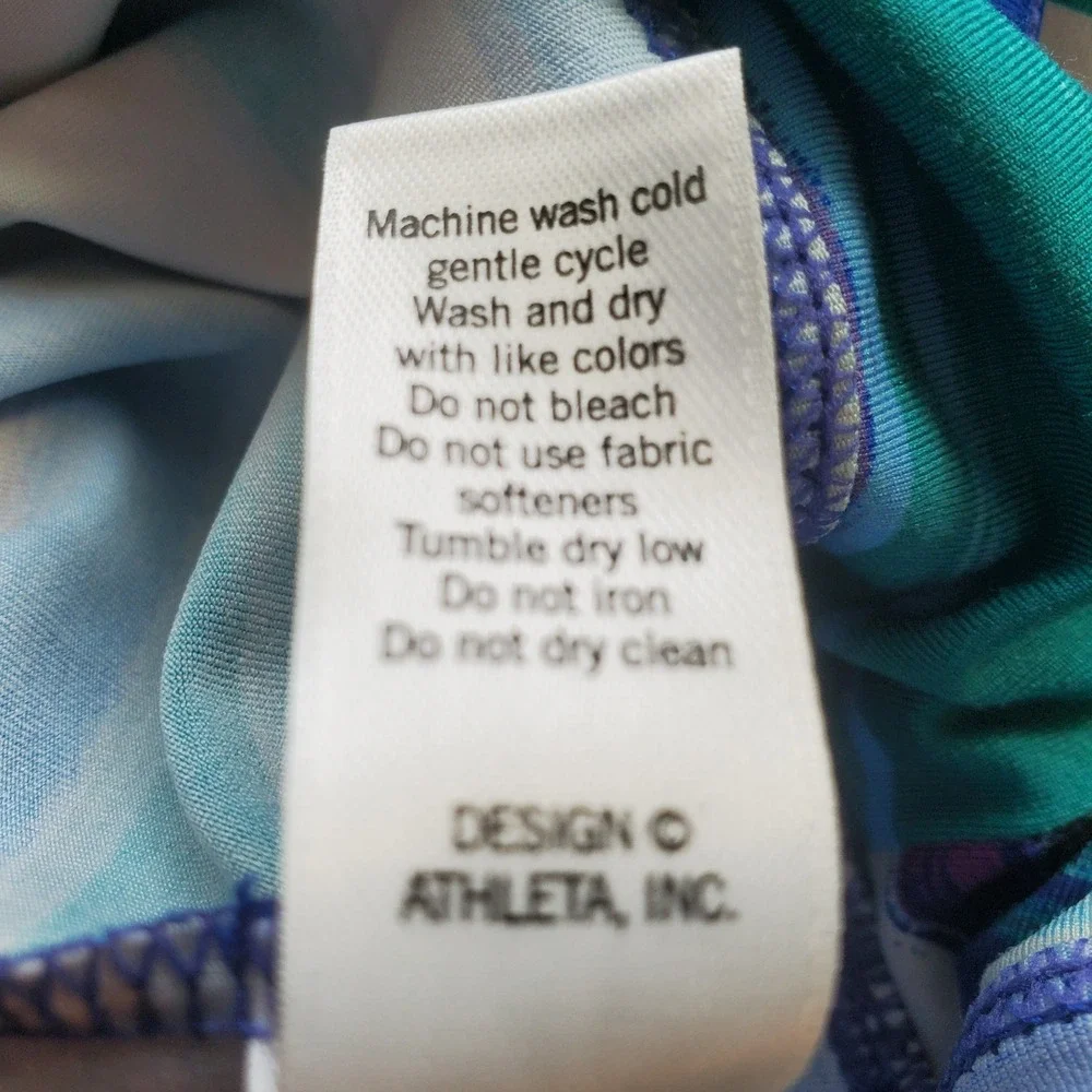 Athleta Tinker Tank Racerback Striped‎ Swim Tankini Swimsuit Top Blue Purple